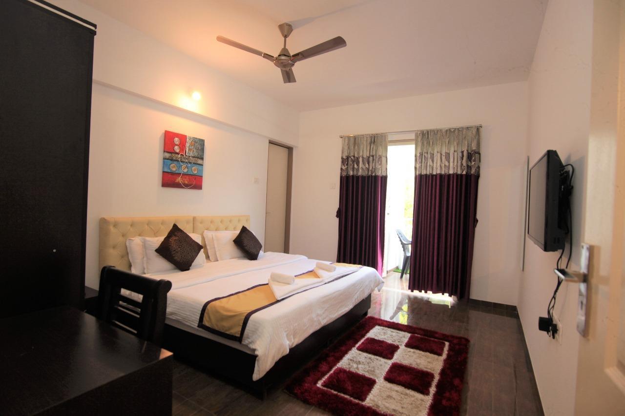 Veridical Hospitality, Baner - Pune Bed and Breakfast Exterior foto